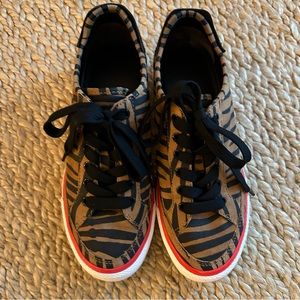 RAG & BONE
Army Animal-Print Suede Sneakers
